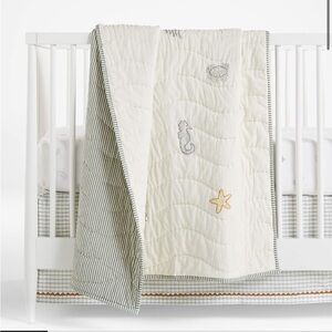 Sea Dreams Organic Cotton Baby Crib Quilt NWT Crate and Barrel Baby Quilt
